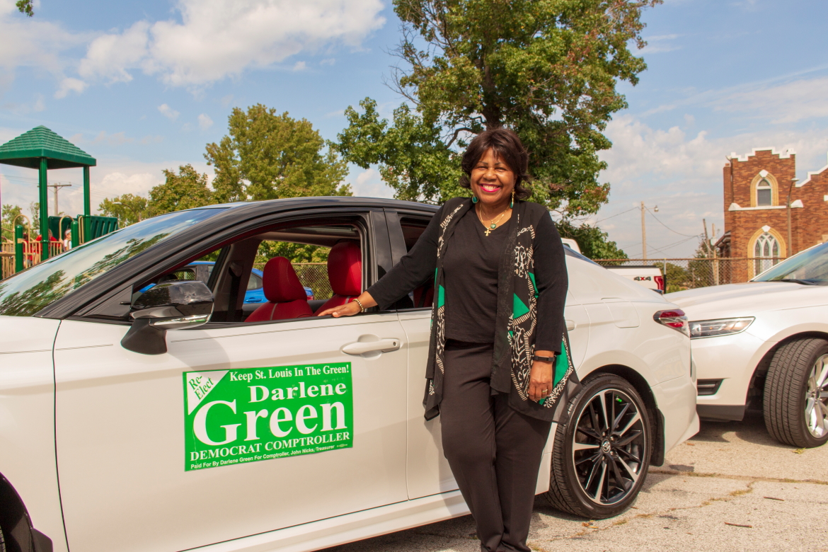 Photo of Comptroller Darlene Green the October 7, 2018 St. Louis Italian American Heritage & Columbus Day Parade.