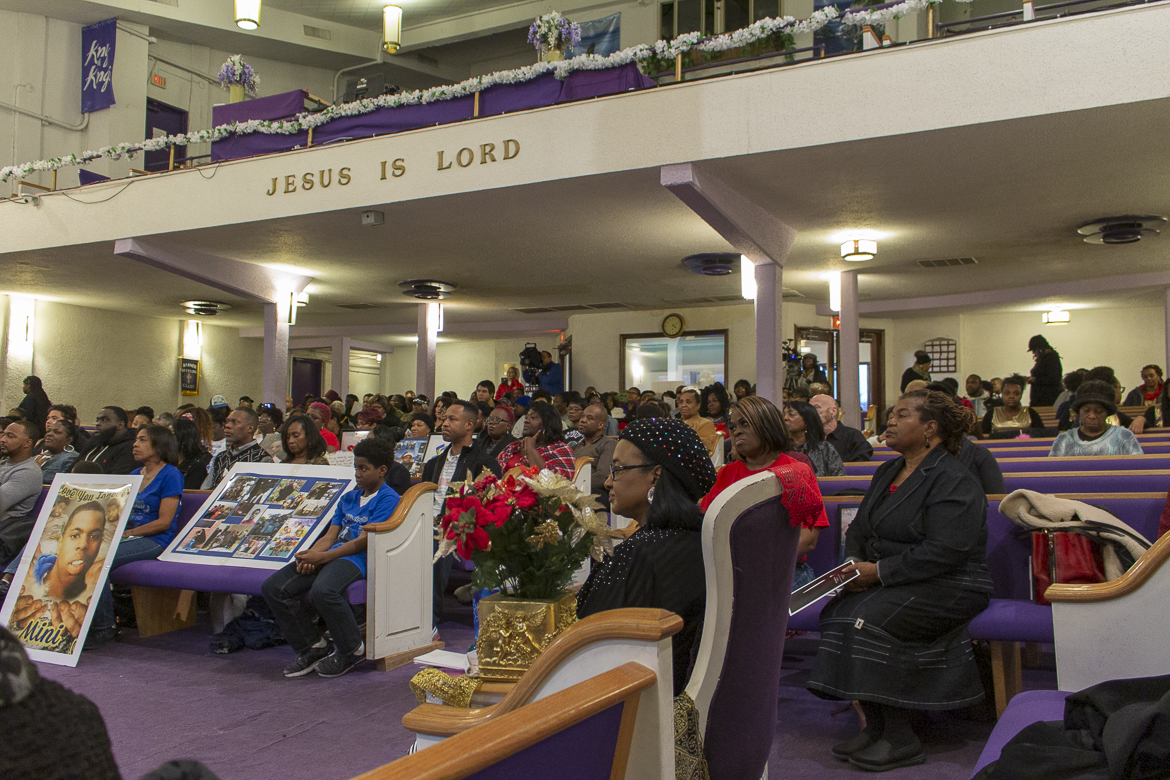 Photo from the December 31, 2018 candlelight service commemorating those who lost their lives to violence in 2018, held at Williams Temple COGIC in St. Louis.