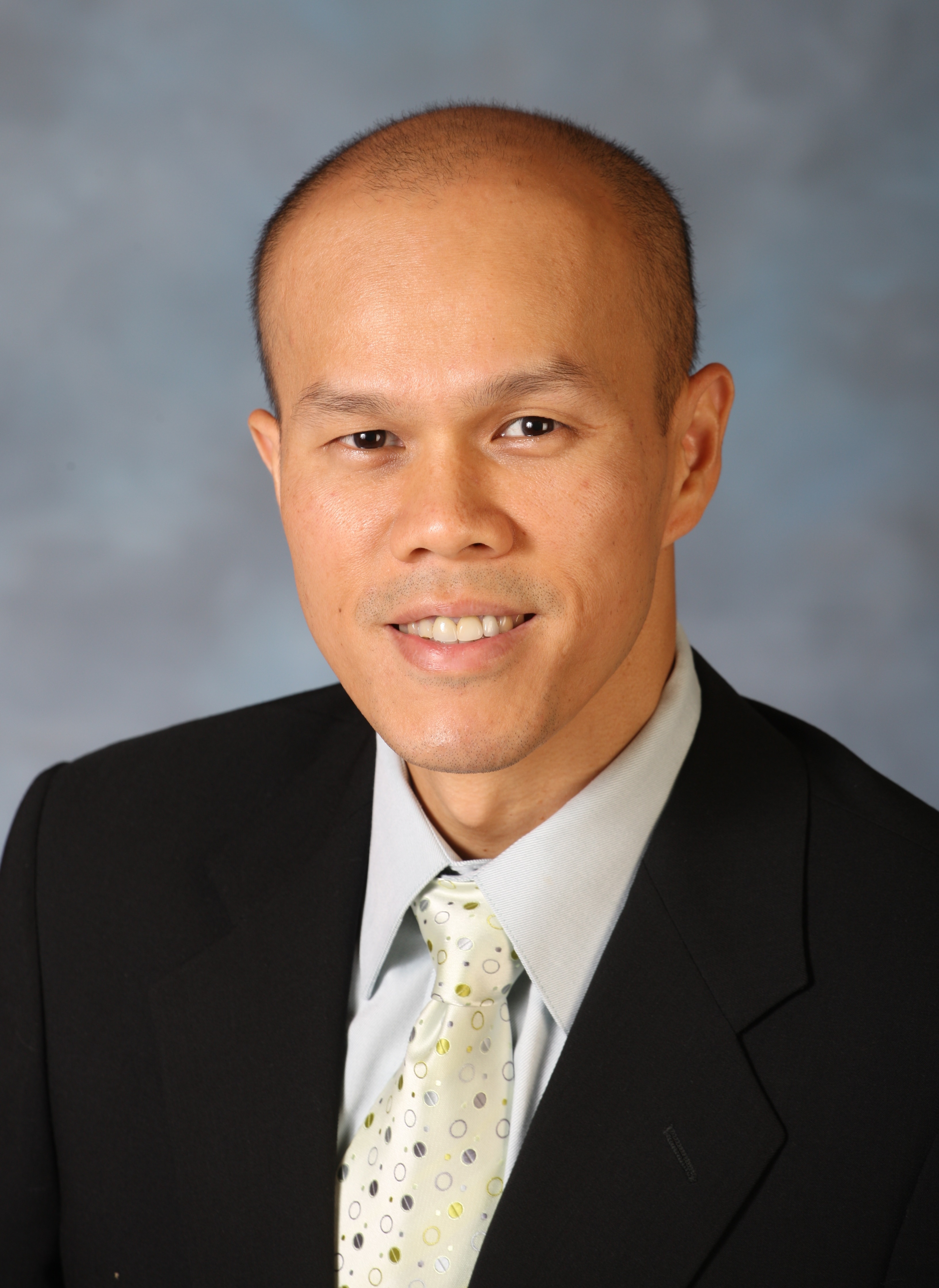 Photograph of Dr. Paul Lee