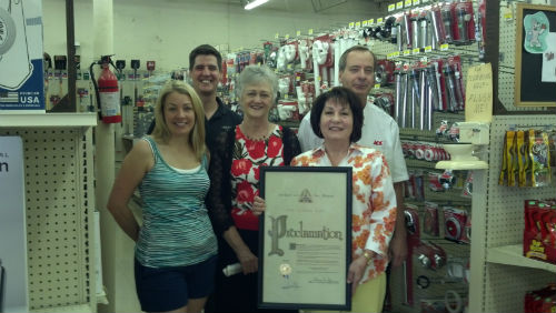 Edele Mertz group photo with Alderwoman Phyllis Young