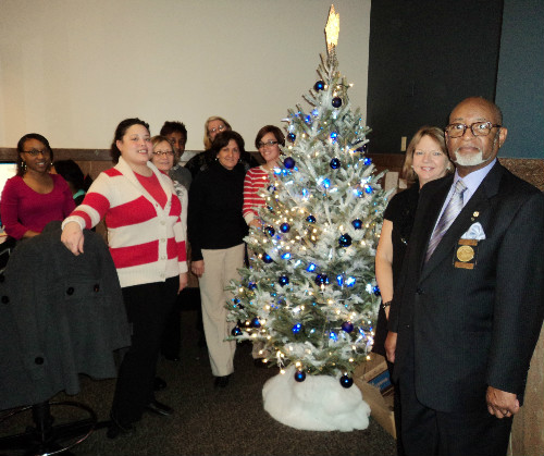 Winter Wonderland Tree - 3rd Place in the 2011 Collector of Revenue Christmas Tree Decorating Contest.