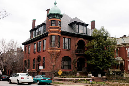 Mansions surrounding Lafayette Square Park