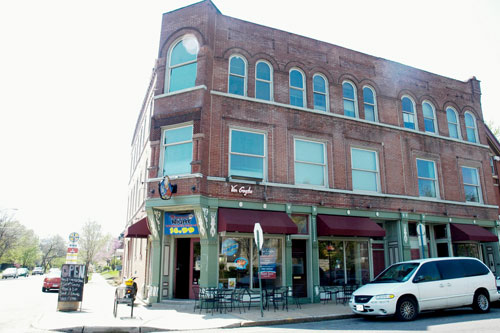 Van Goghz Restaurant - Tower Grove East