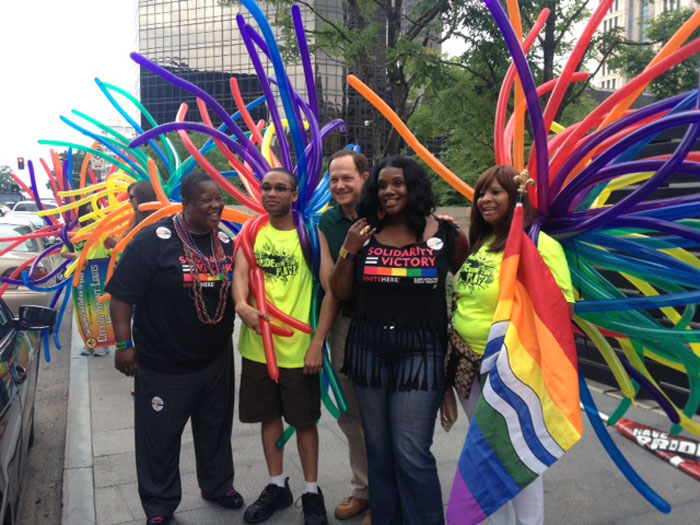 Mayor-Slay-and-members-of-the-Balloon-Brigade